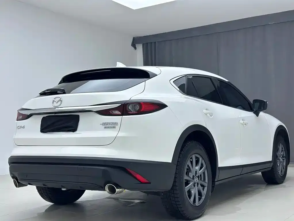 Mazda CX-4 — фото 4