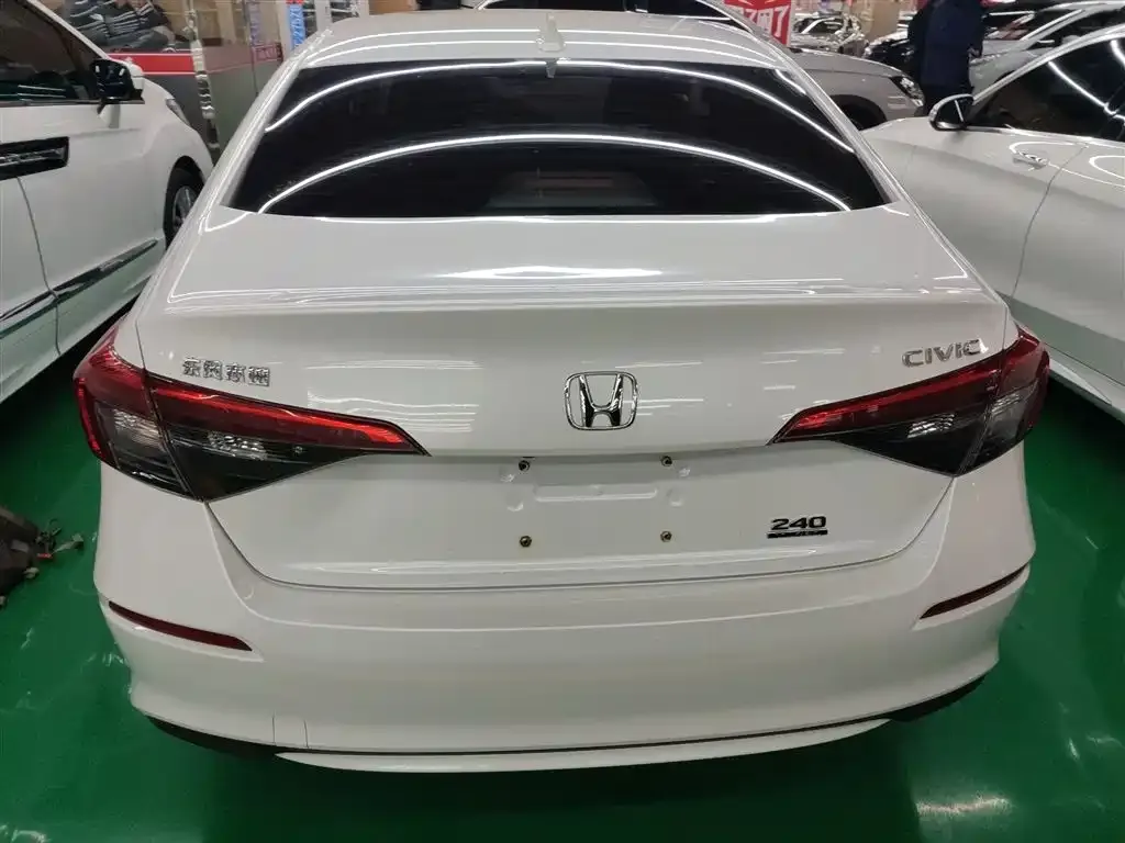 Honda Civic — фото 4