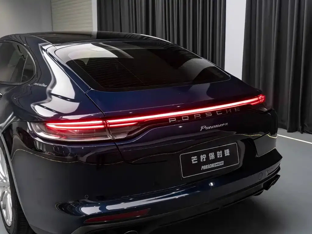 Porsche Panamera — фото 10