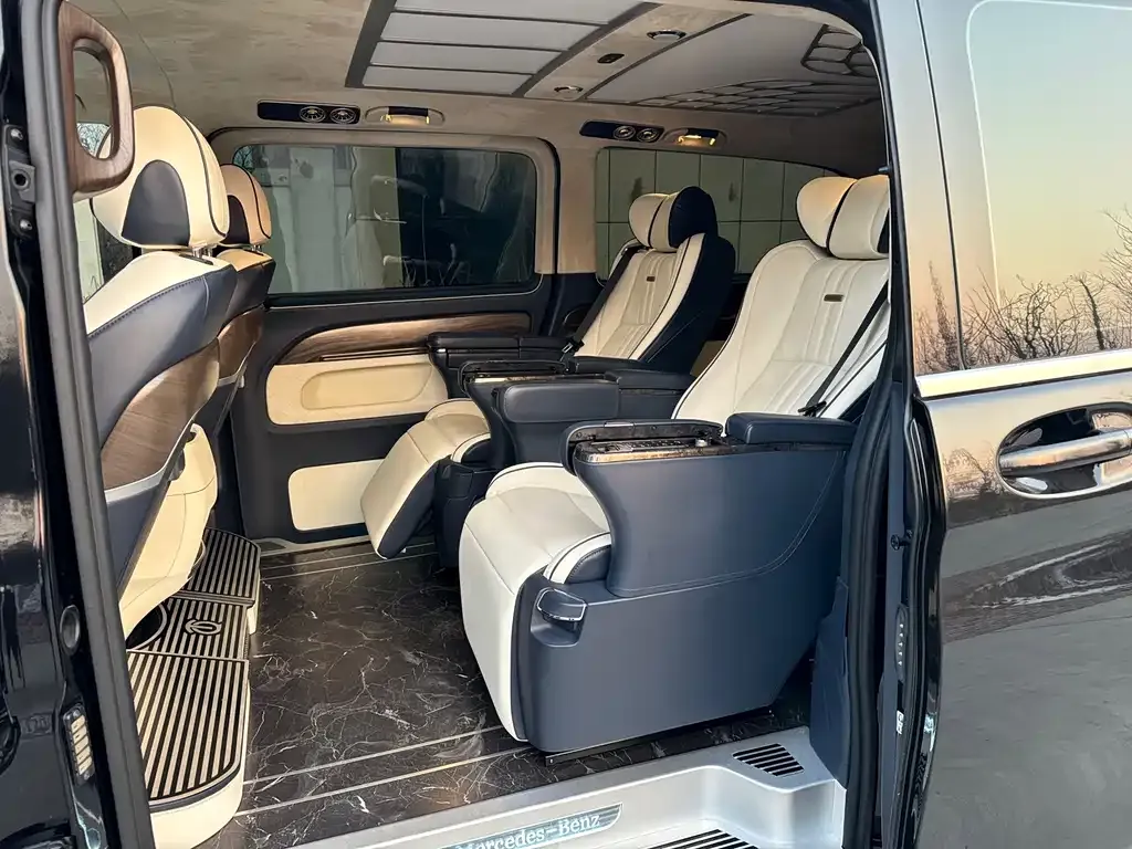 Mercedes-Benz Vito — фото 10