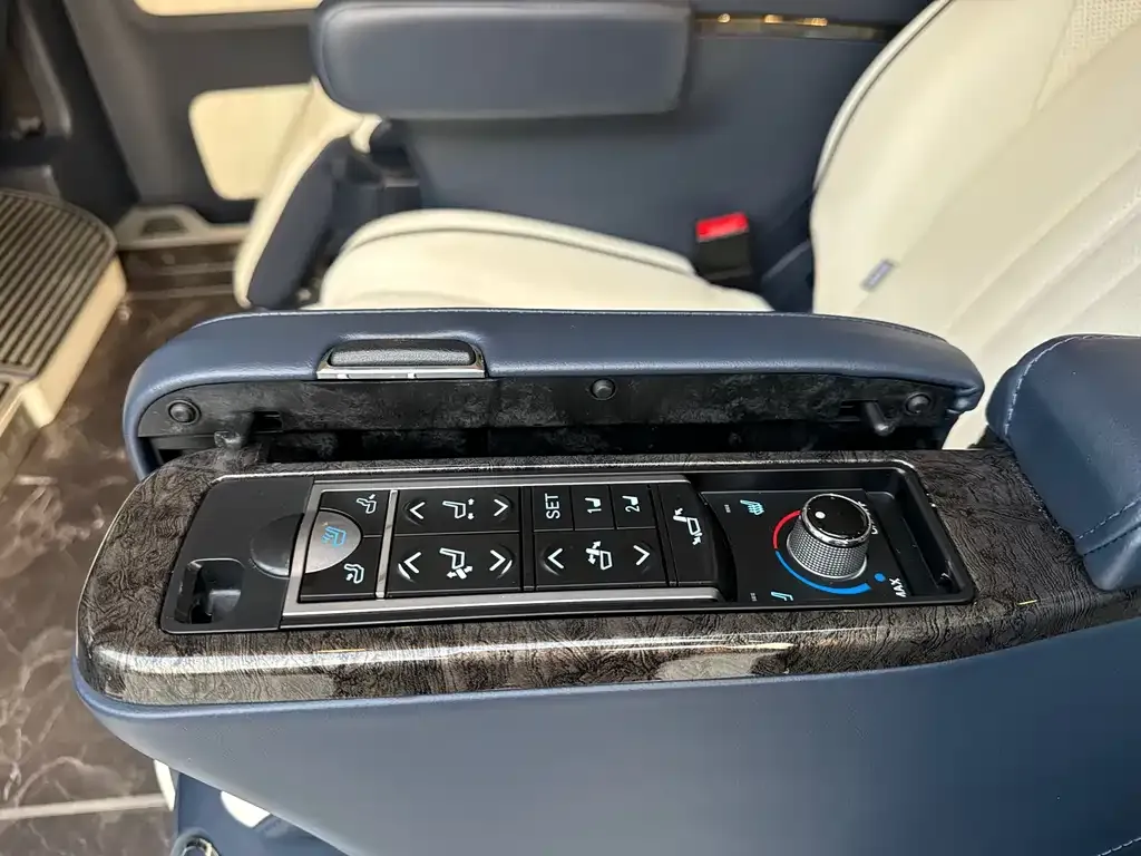 Mercedes-Benz Vito — фото 5