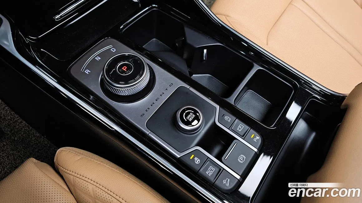 Kia Sorento — фото 10