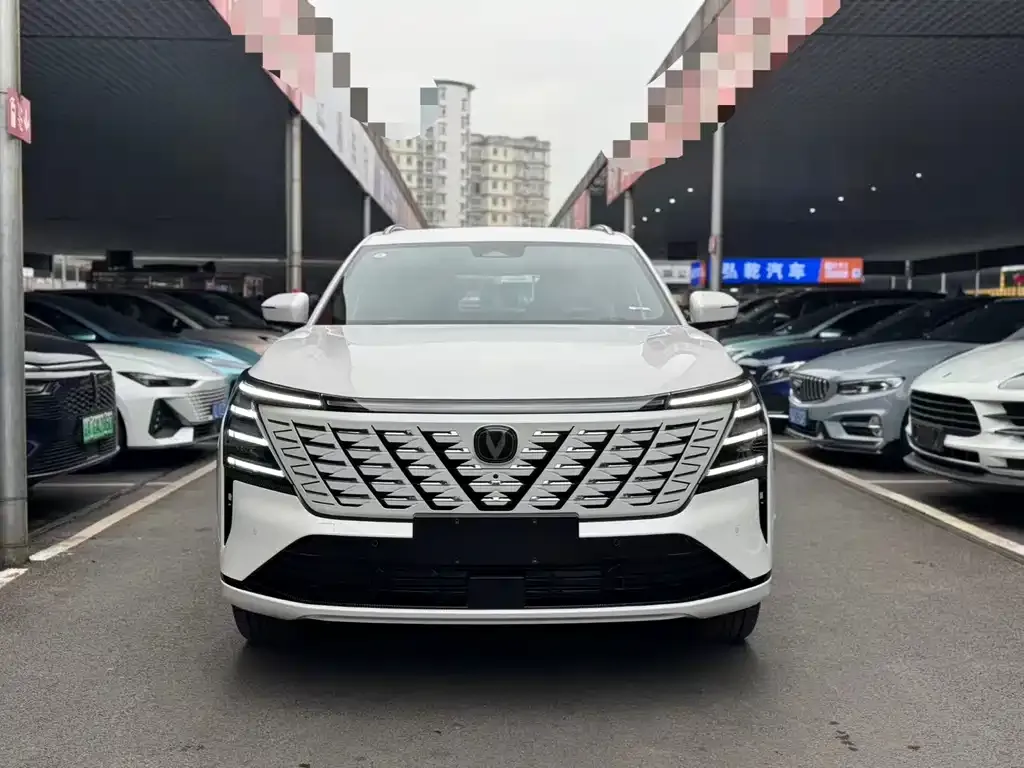 Changan CS75PLUS — фото 9