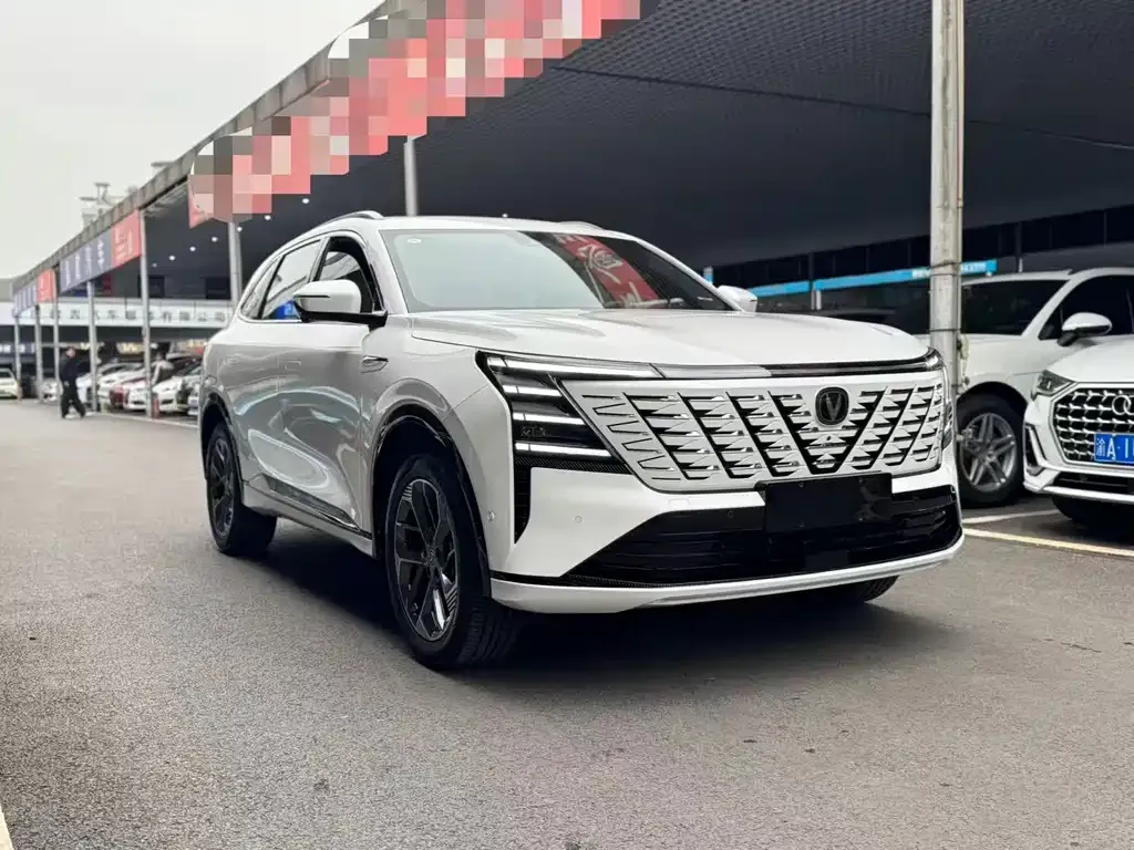Changan CS75PLUS — фото 10