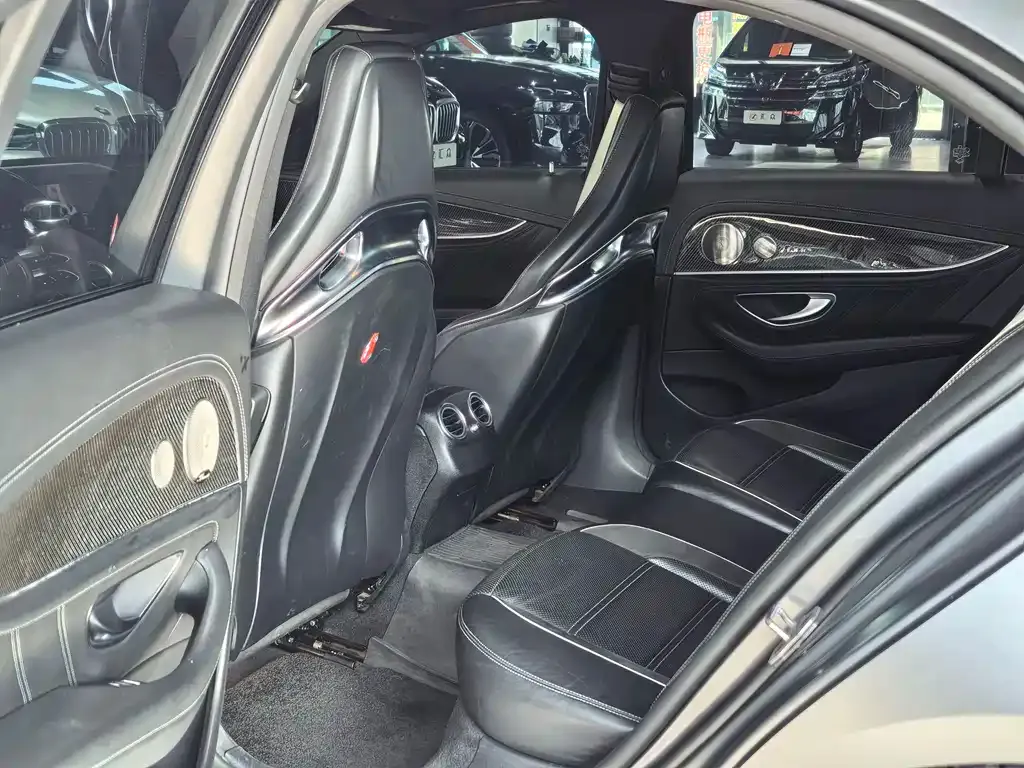 Mercedes-Benz E-Class AMG — фото 3