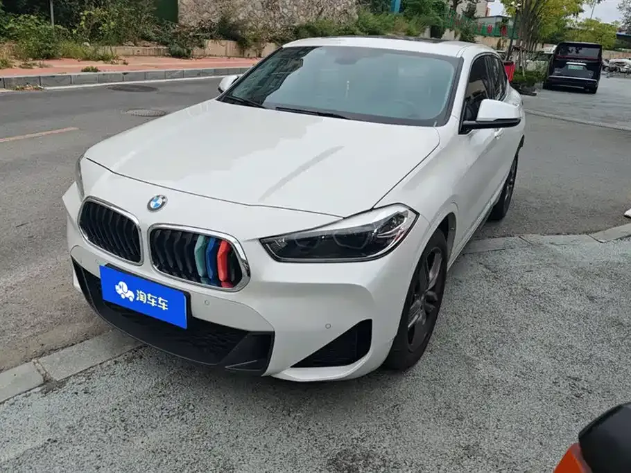 BMW X2 — фото 1