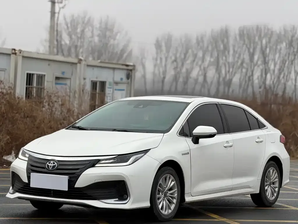 Toyota Allion — фото 1