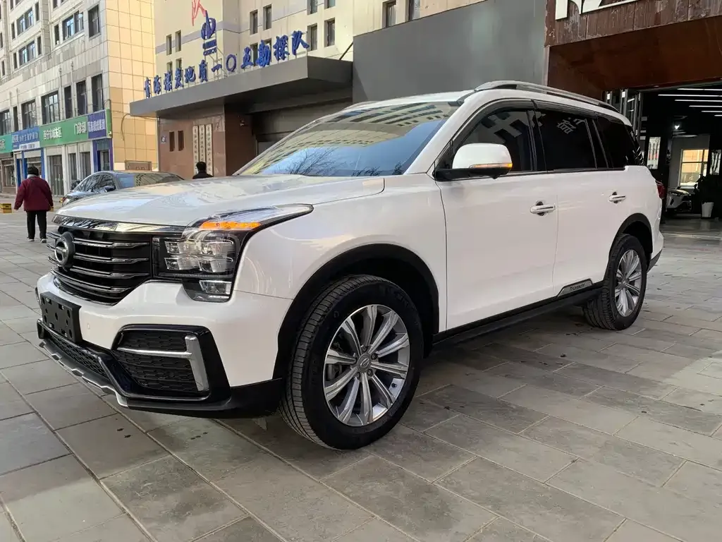 GAC Motor Trumpchi GS8 — фото 1