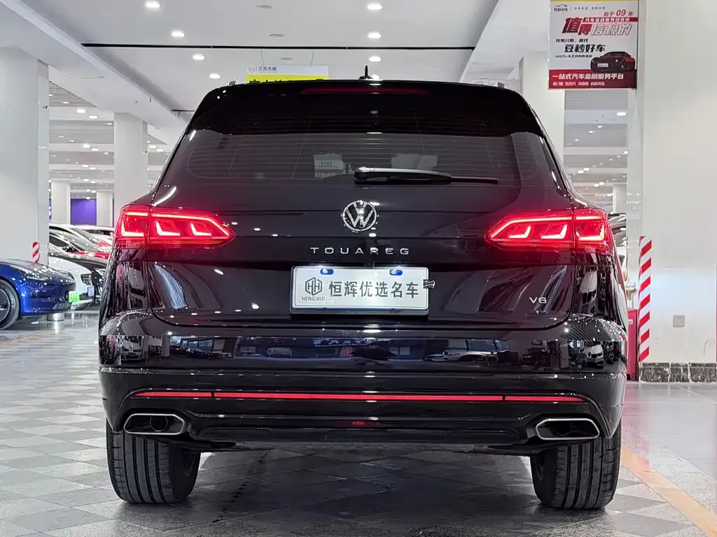Volkswagen Touareg — фото 3