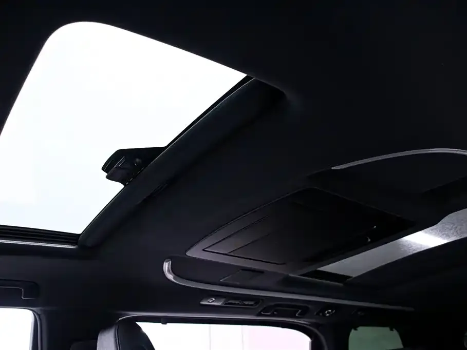 Toyota Alphard — фото 7
