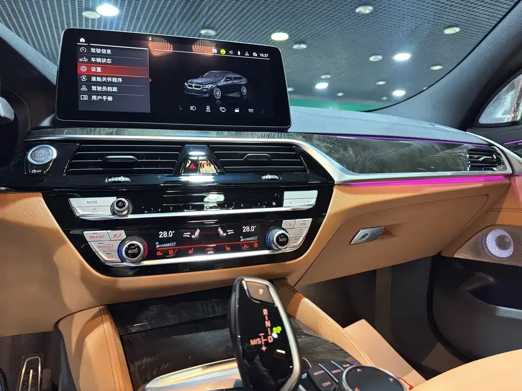 BMW 6 Series GT — фото 8