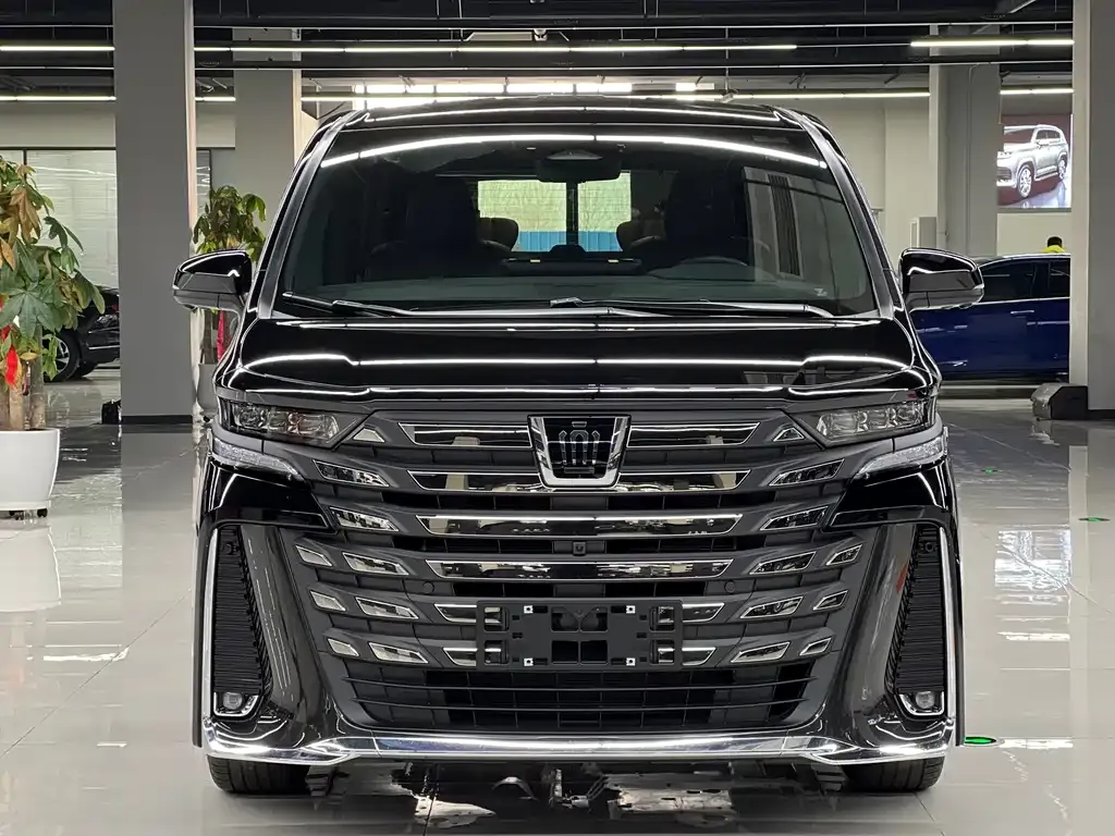 Toyota Vellfire — фото 6
