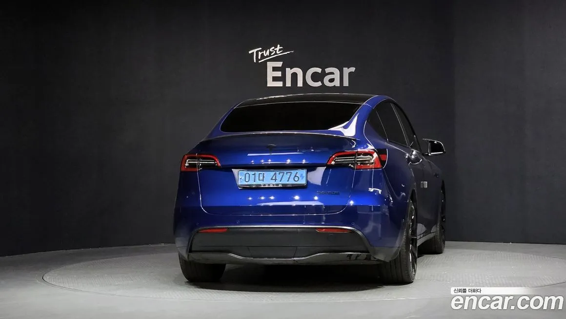 Tesla Model Y — фото 4