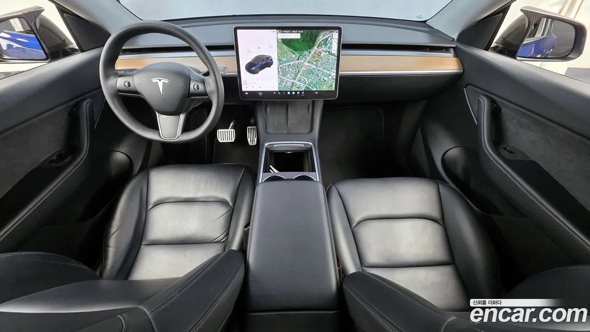 Tesla Model Y — фото 10