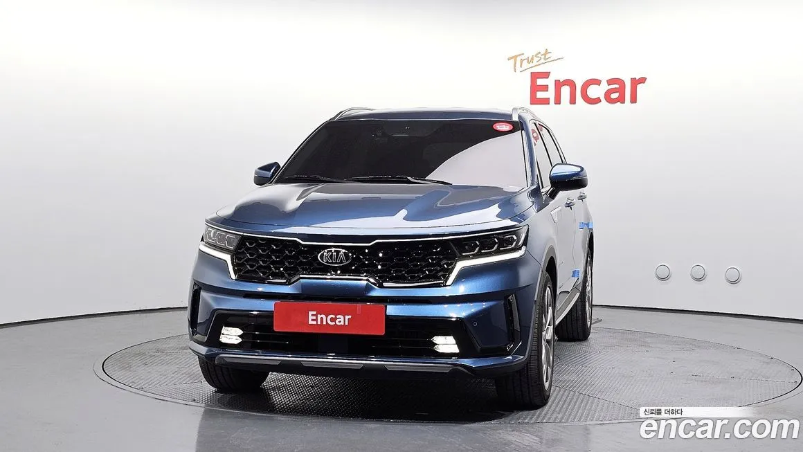 Kia Sorento — фото 5