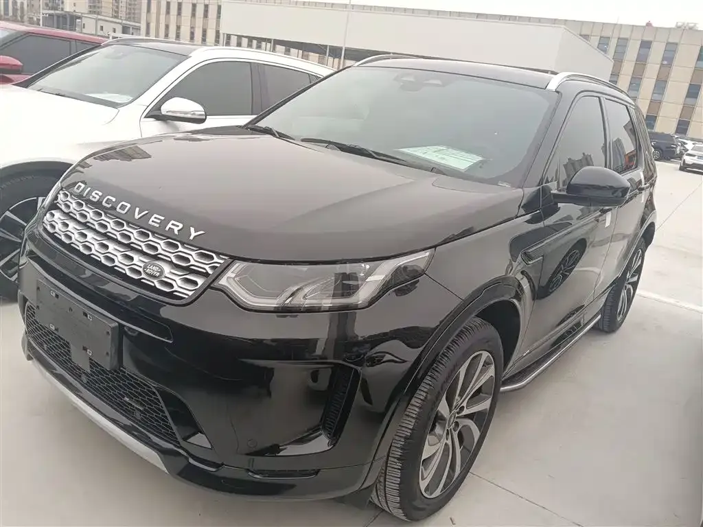 Land Rover Discovery Sport — фото 1
