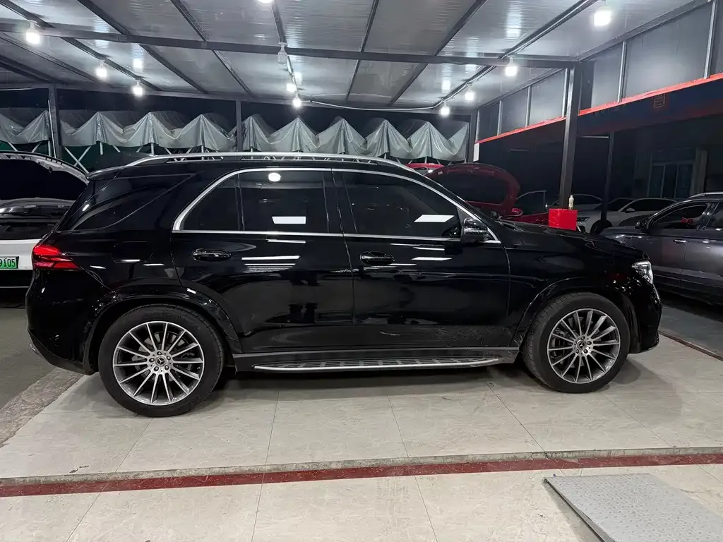 Mercedes-Benz GLE — фото 7
