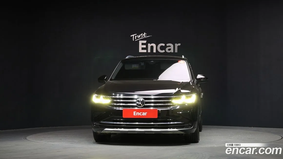 Volkswagen Tiguan — фото 3
