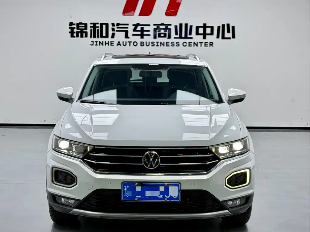 Volkswagen T-Roc — фото 4