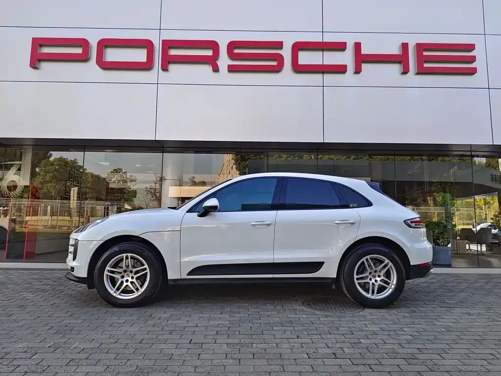 Porsche Macan — фото 7