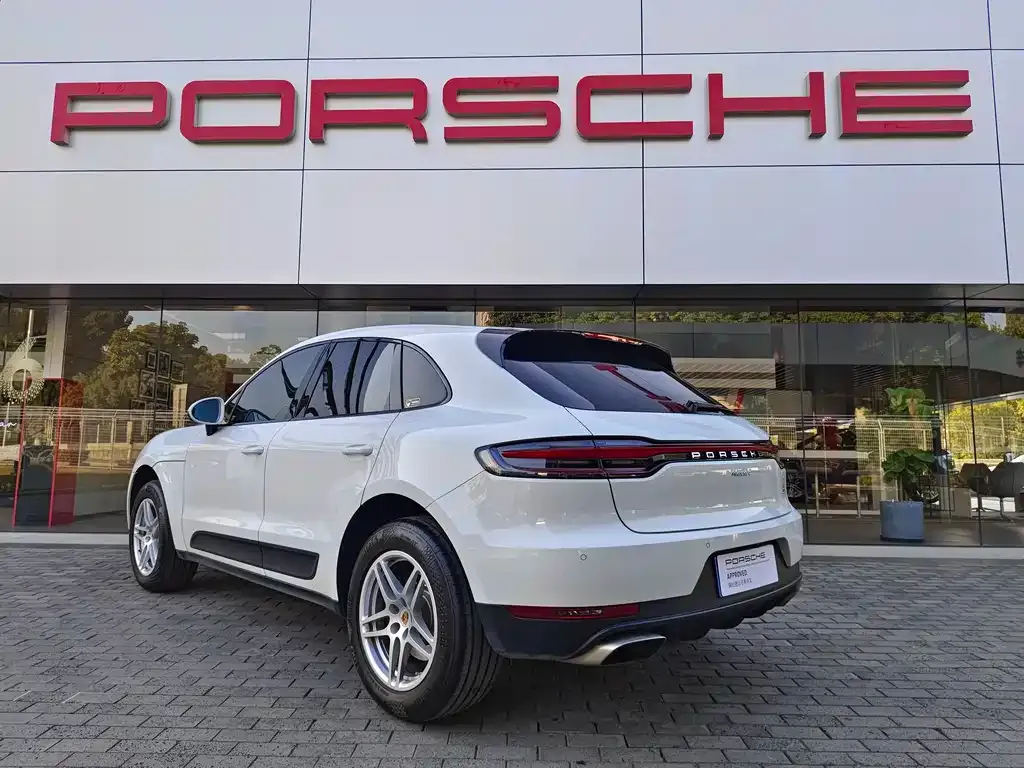 Porsche Macan — фото 2