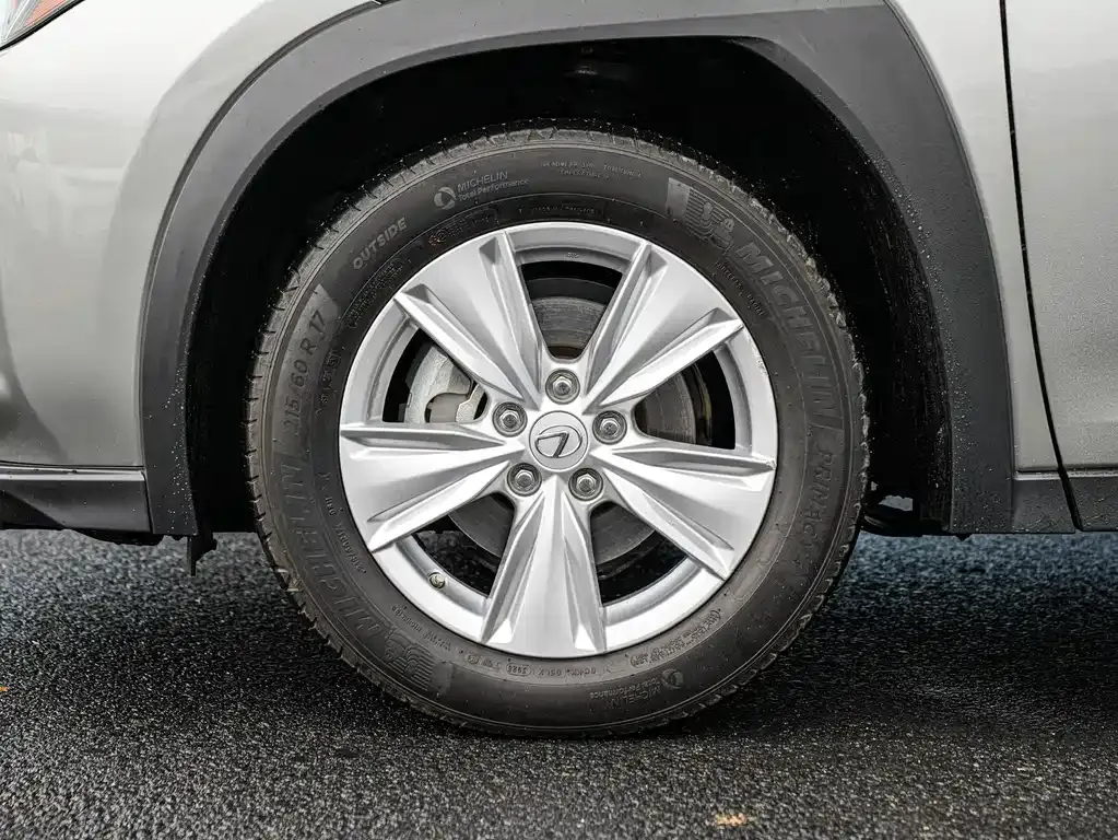 Lexus UX — фото 5