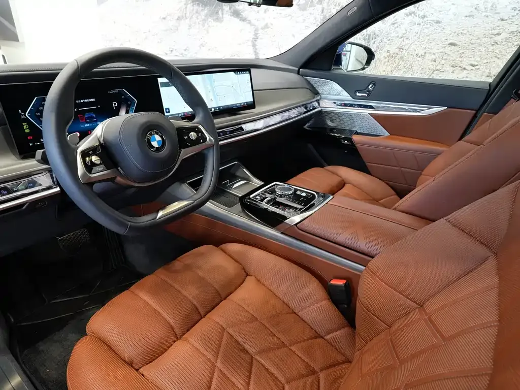 BMW 7 Series — фото 5