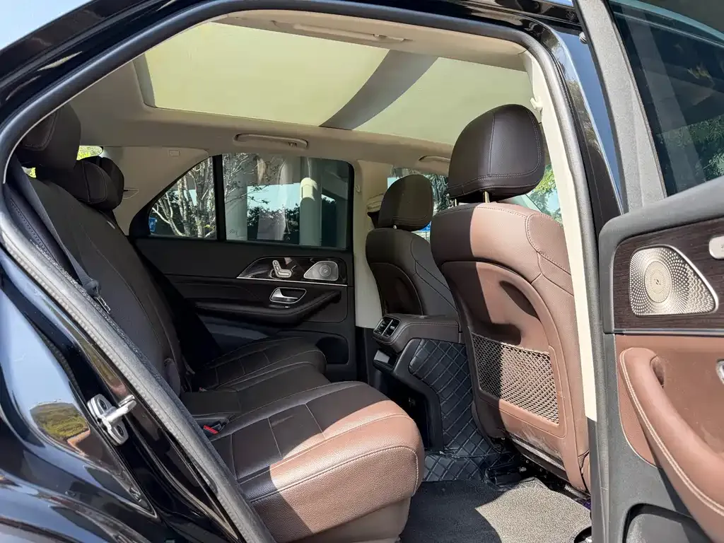Mercedes-Benz GLE — фото 5