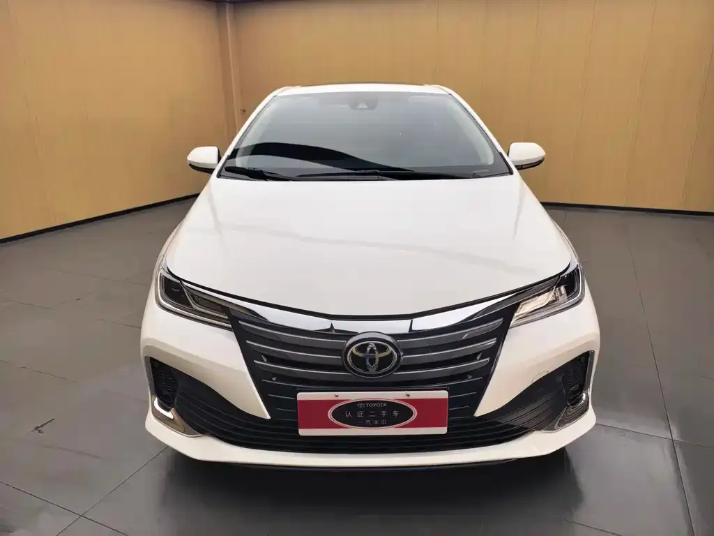 Toyota Allion — фото 4