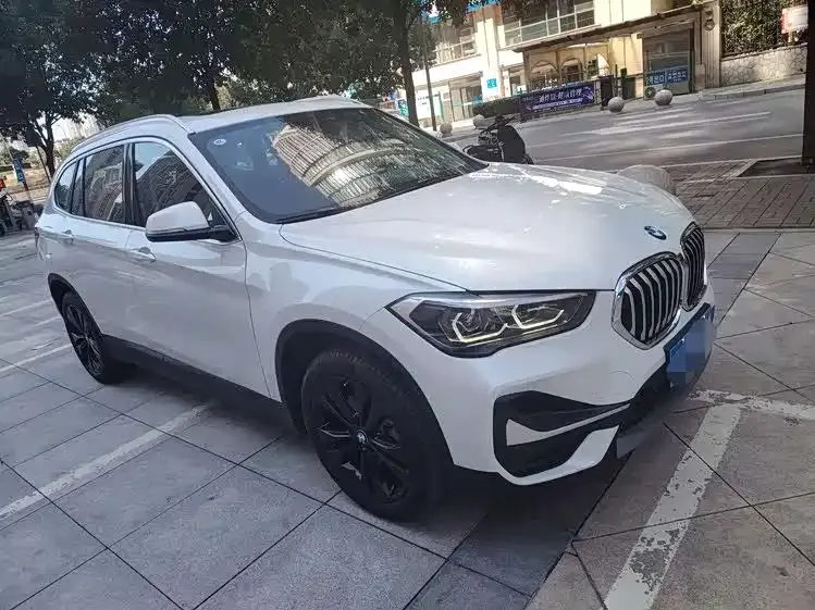 BMW X1 — фото 10