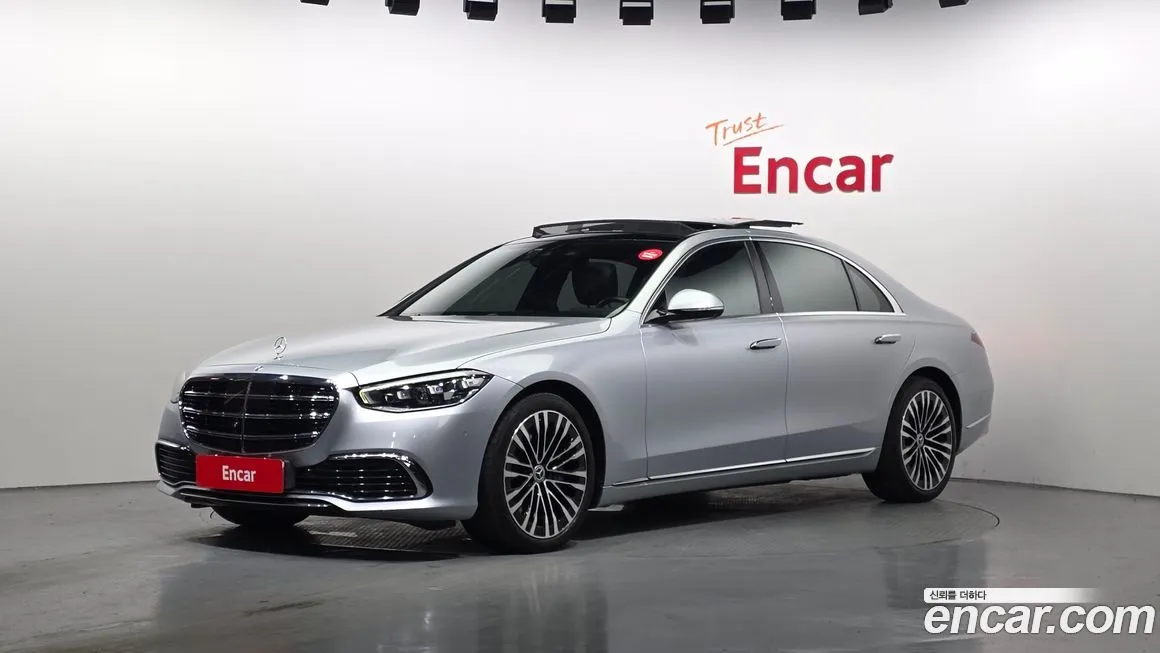 Mercedes-Benz S-Class — фото 1
