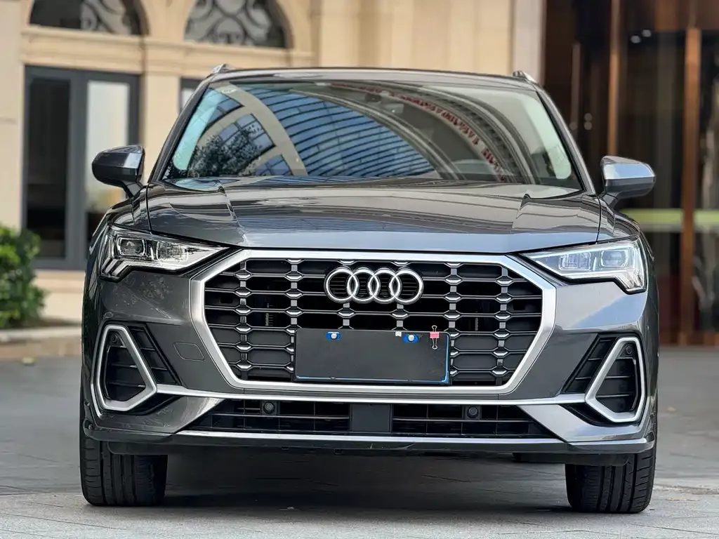 Audi Q3 — фото 5