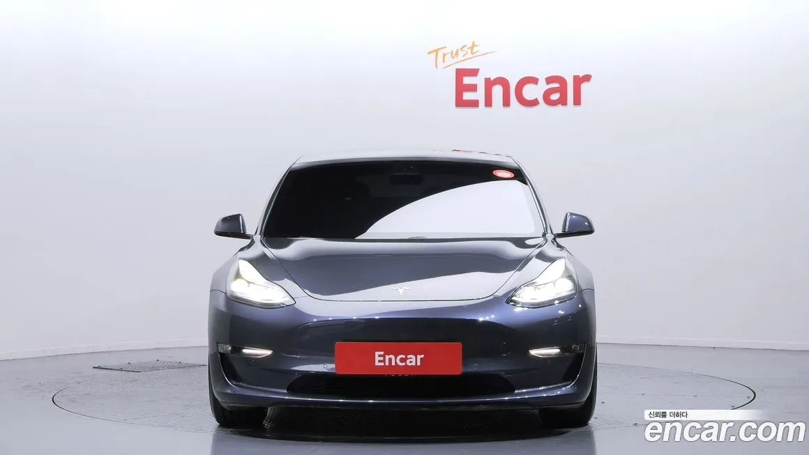Tesla Model 3 — фото 7