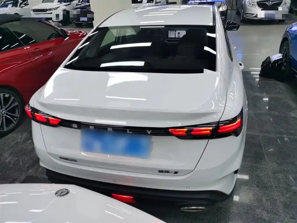 Geely Binrui — фото 10