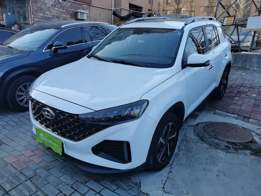 Hyundai ix35 — фото 1