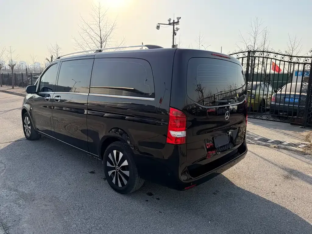 Mercedes-Benz Vito — фото 8