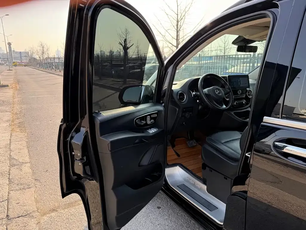 Mercedes-Benz Vito — фото 6