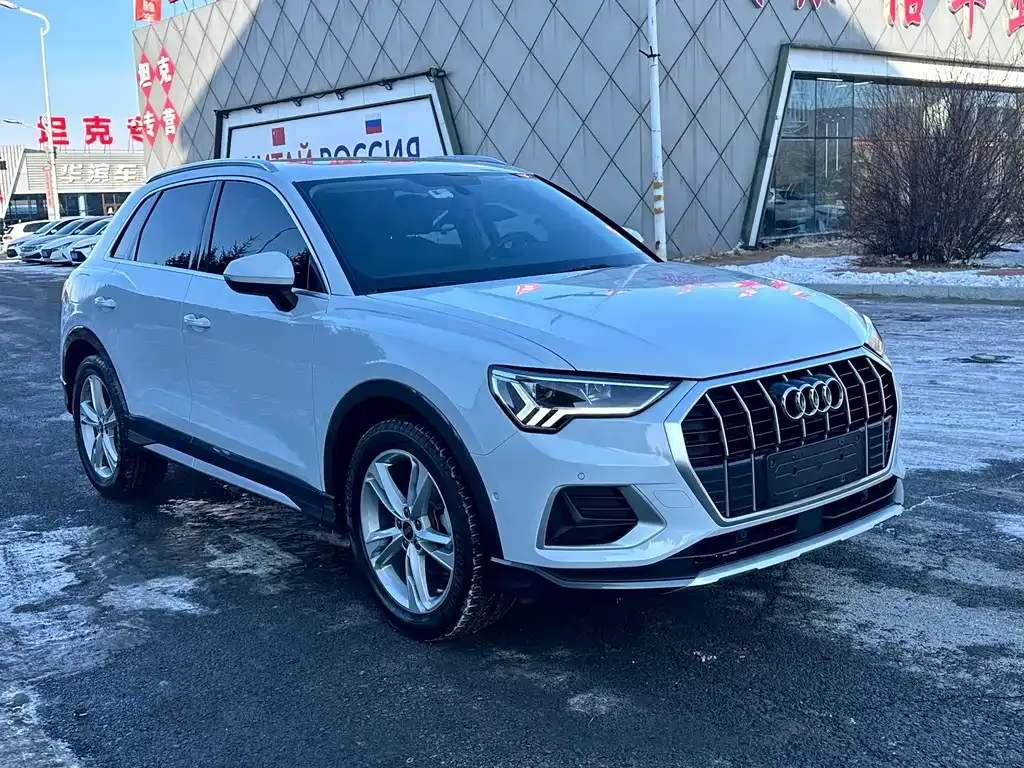Audi Q3 — фото 7