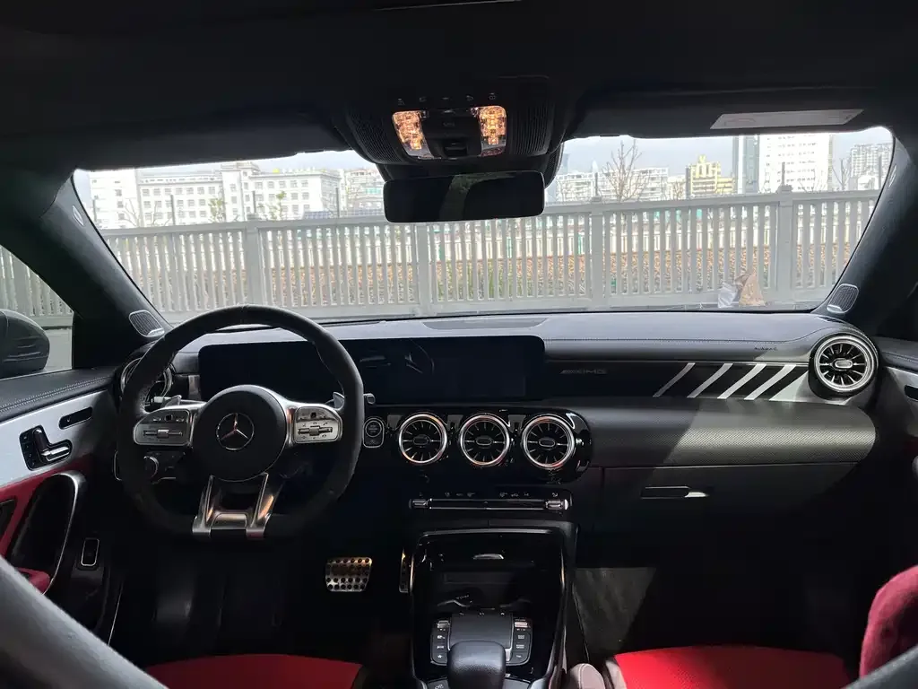 Mercedes-Benz CLA AMG — фото 6