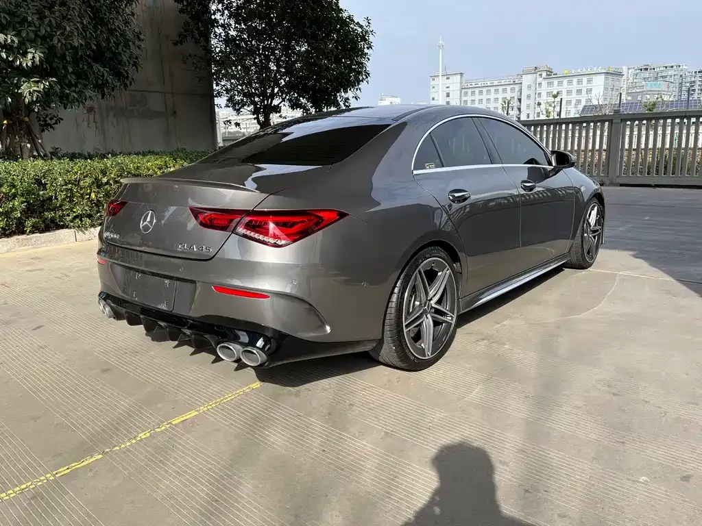 Mercedes-Benz CLA AMG — фото 10