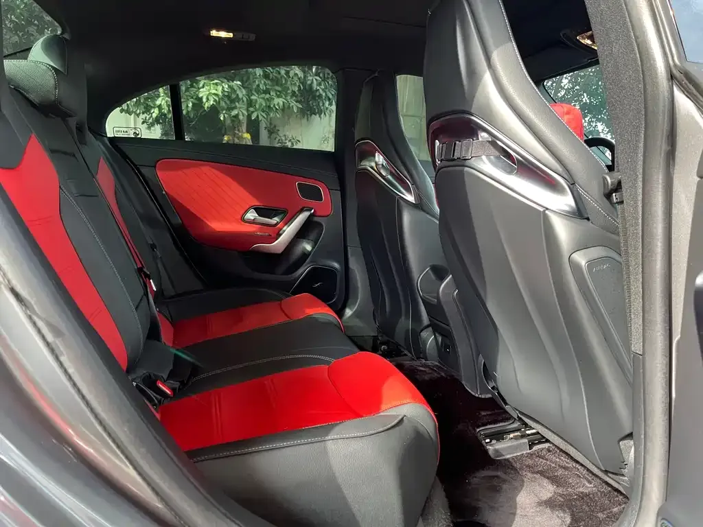 Mercedes-Benz CLA AMG — фото 5