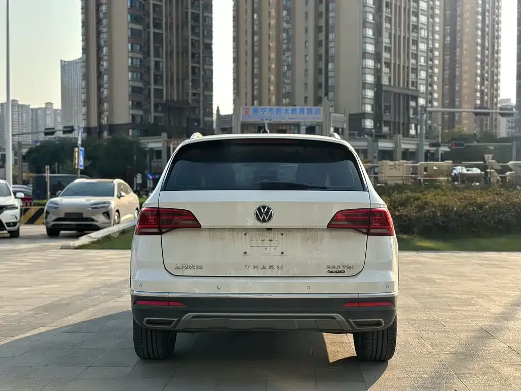 Volkswagen Tharu — фото 4