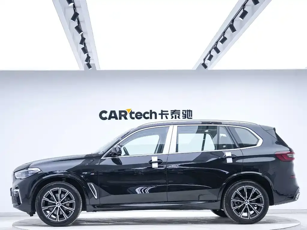 BMW X5 — фото 6