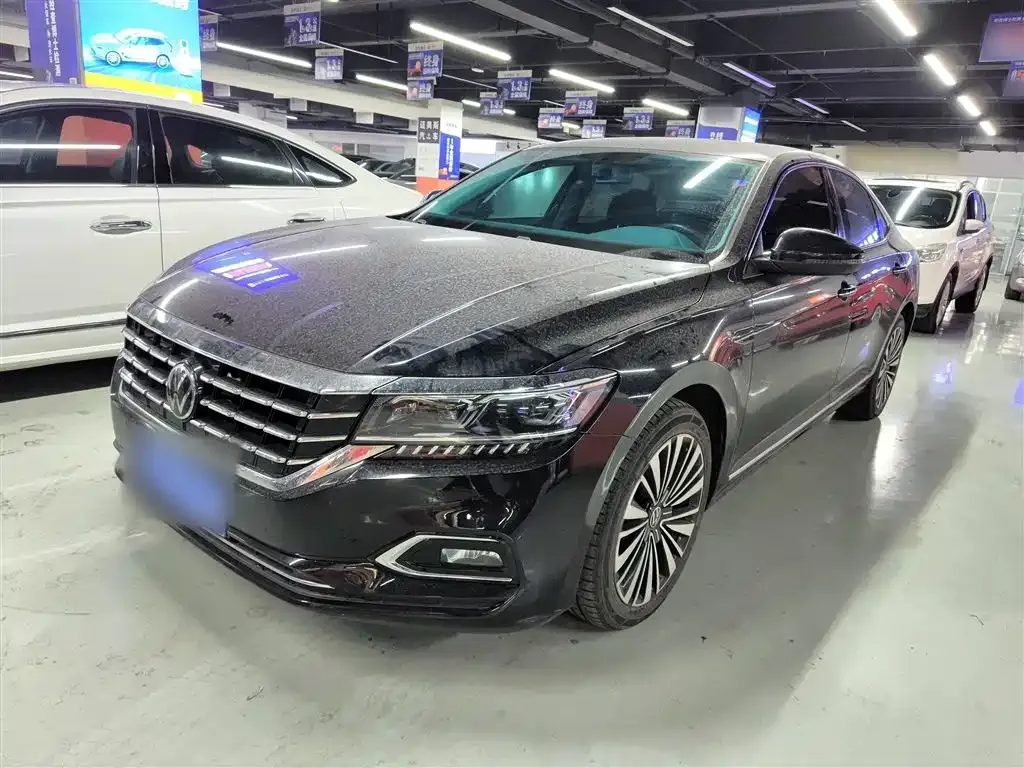 Volkswagen Passat — фото 5