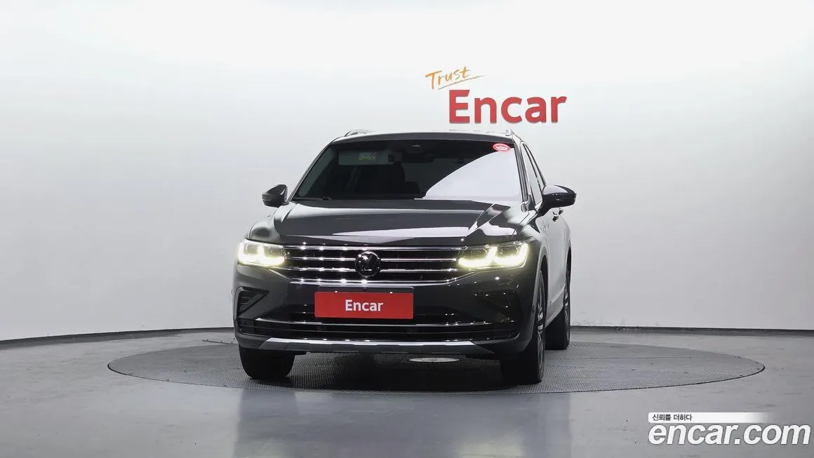 Volkswagen Tiguan — фото 6