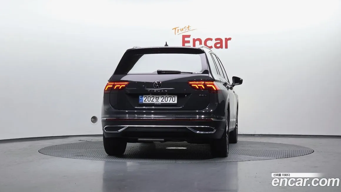 Volkswagen Tiguan — фото 3