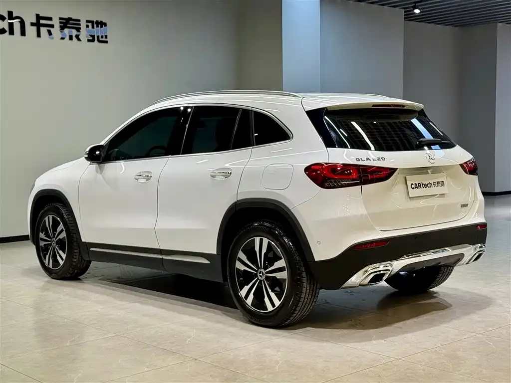 Mercedes-Benz GLA — фото 2