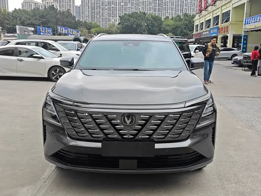 Changan CS75PLUS — фото 8