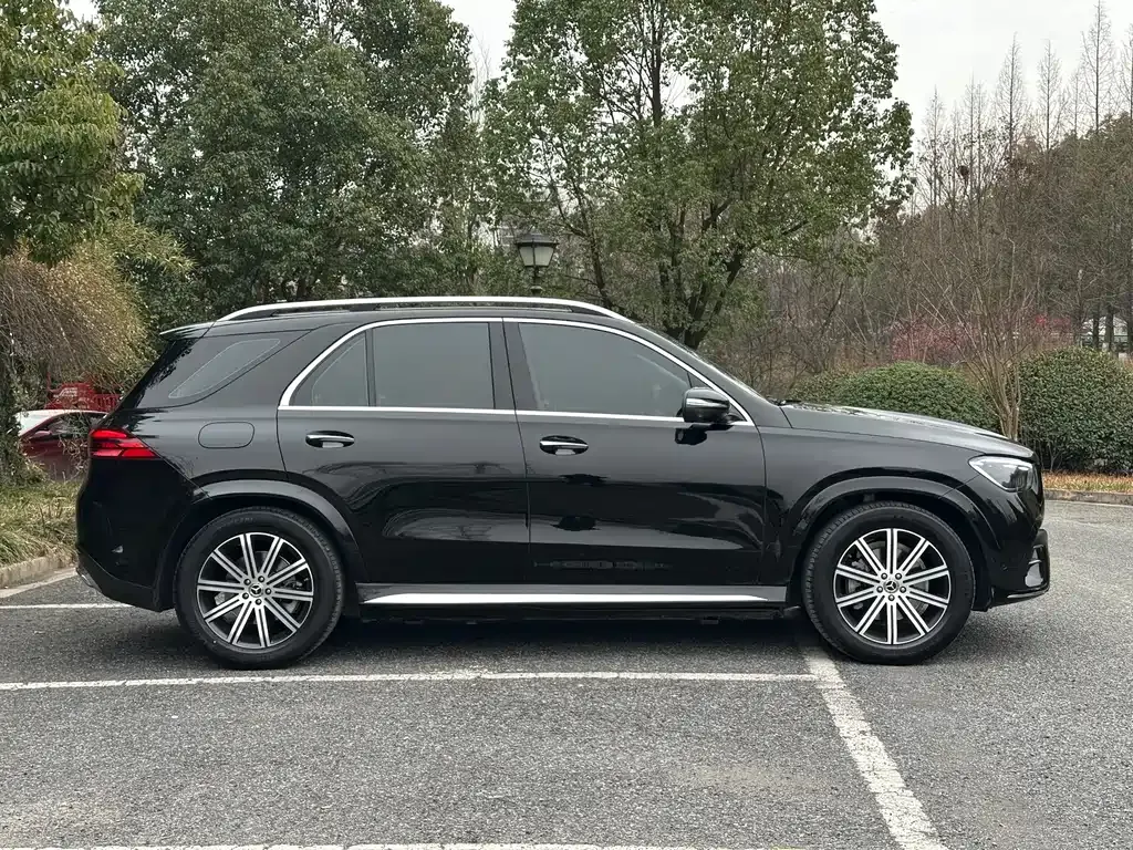 Mercedes-Benz GLE — фото 8