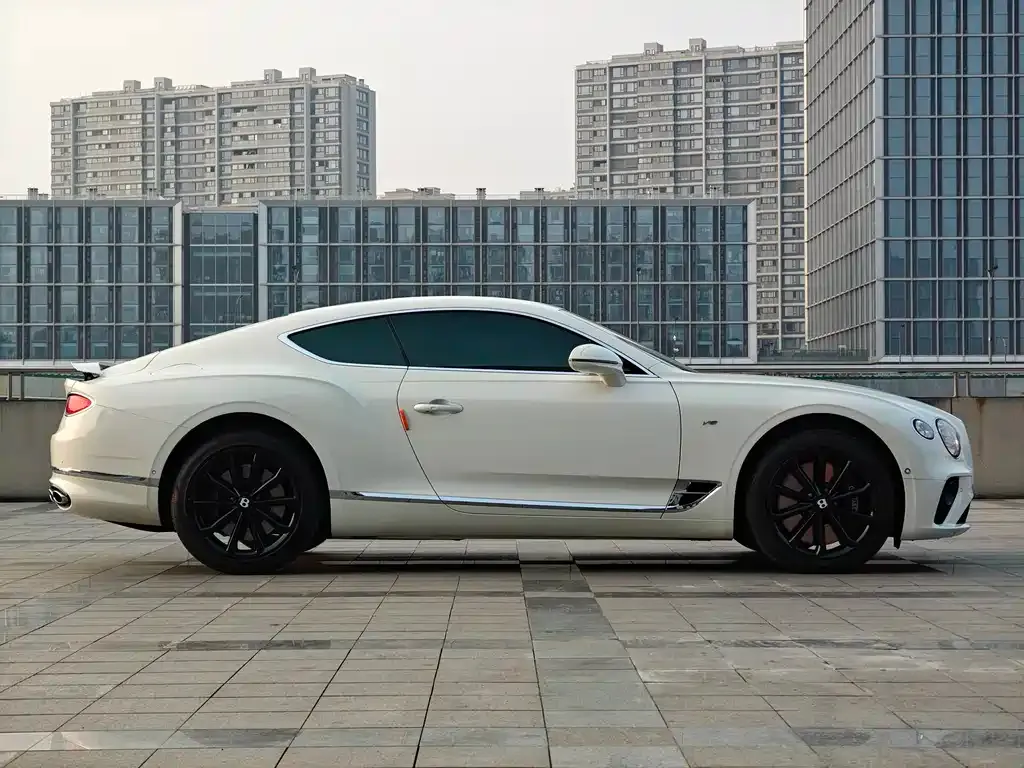 Bentley Continental — фото 6